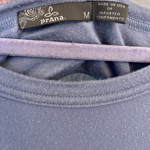 prAna Women's Synergy Top (Light Blue/Lavender Color) Size Medium - Picture 6 of 8